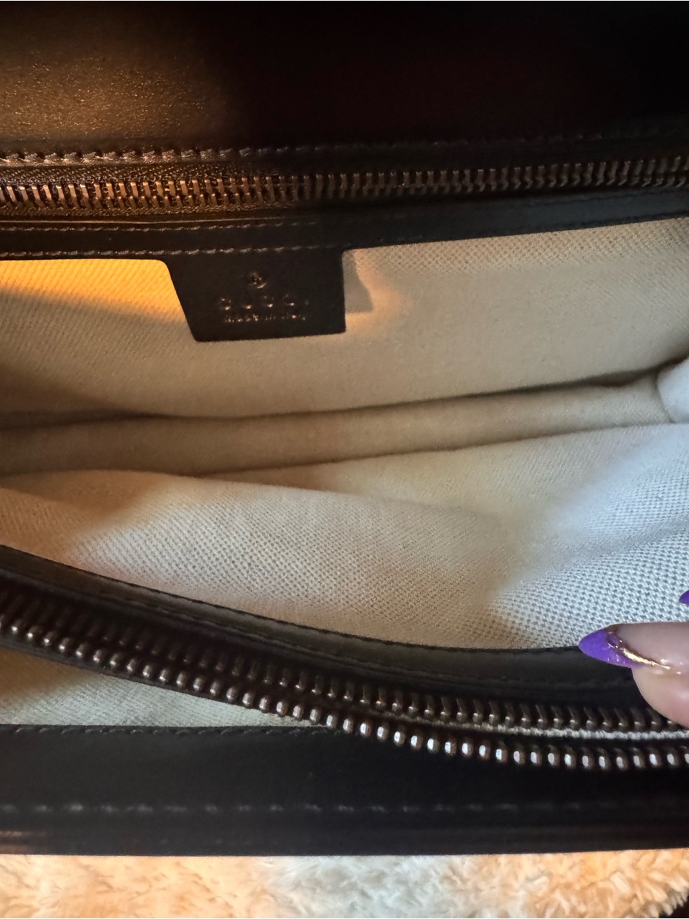 Gucci Black Smooth Leather GG Marmont Heart Shoulder Bag - Picture 11 of 11